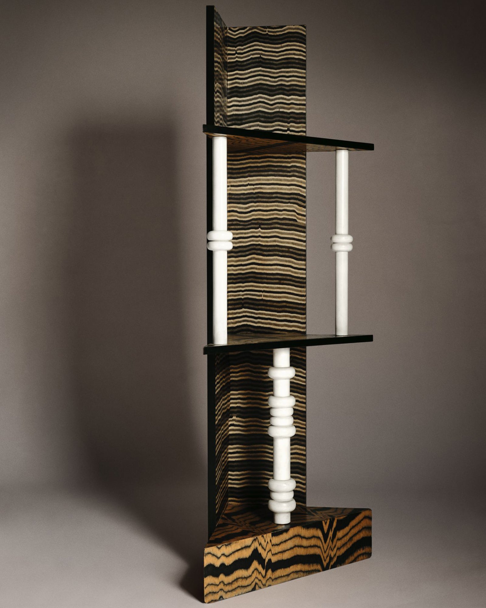 VINTAGE NATALIE DU PASQUIER - Armoire d'angle -Yves Salomon Editions