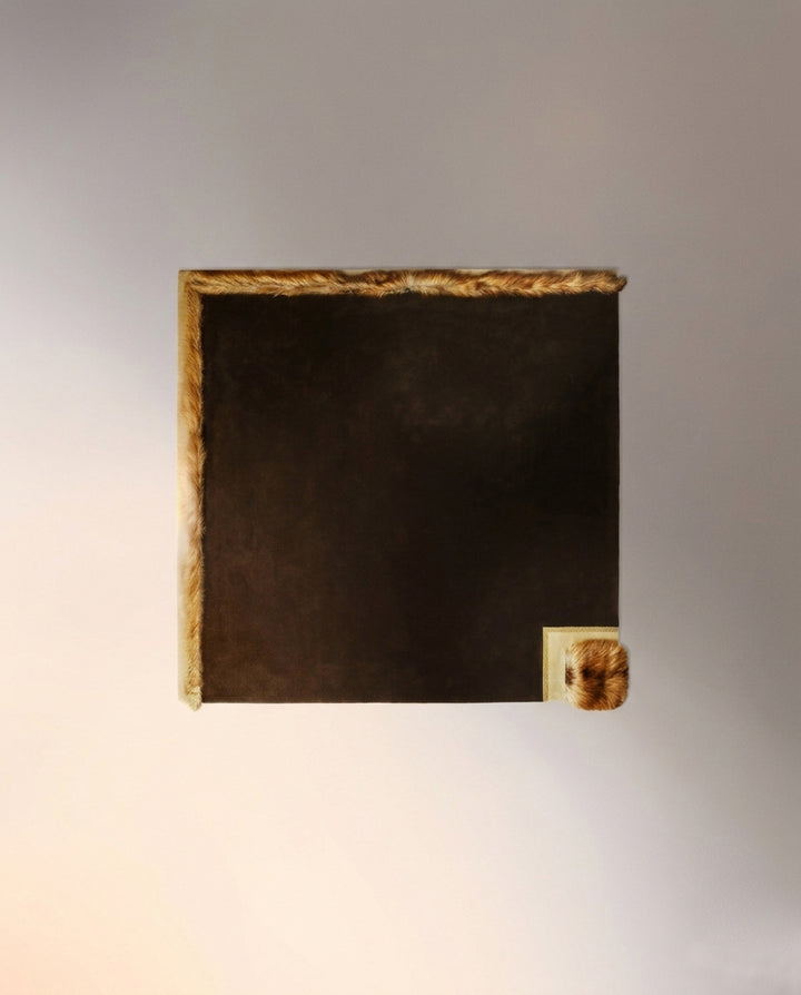 DIMORE - Tapis en renard roux -Yves Salomon Editions