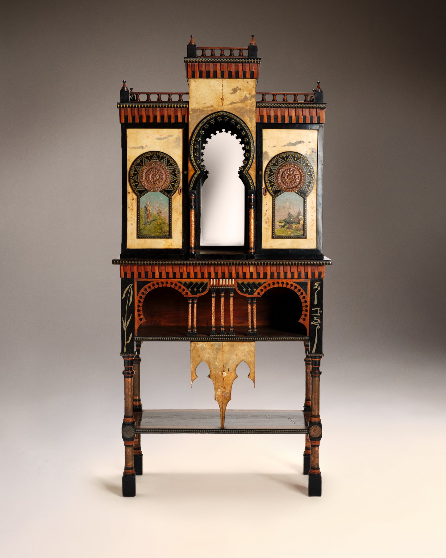 VINTAGE CARLO BUGATTI - Meuble de mosquée