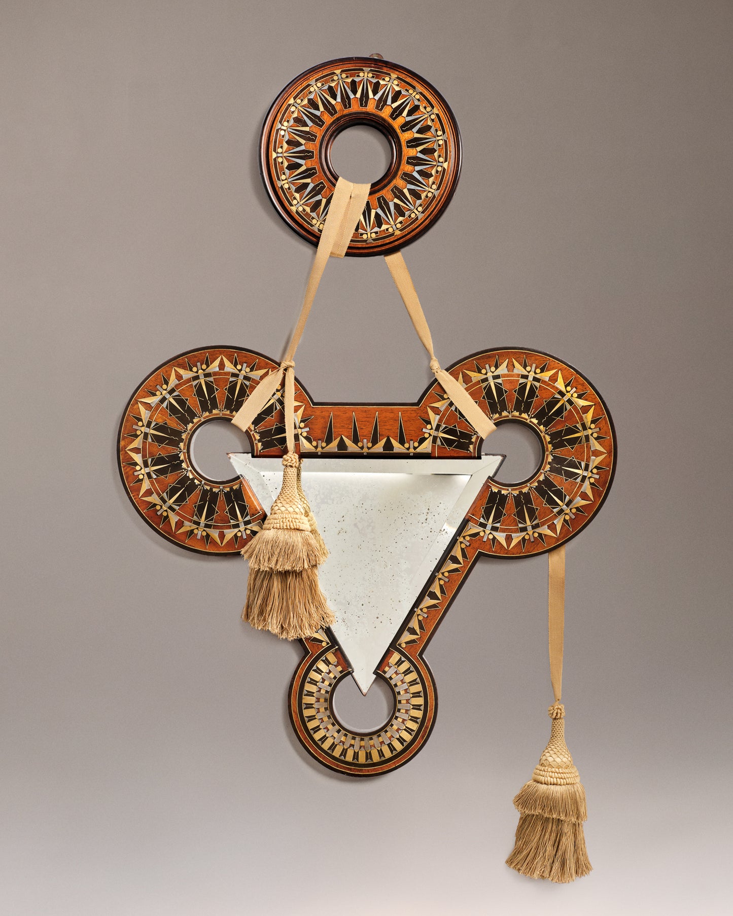 VINTAGE CARLO BUGATTI - Miroir triangulaire mural