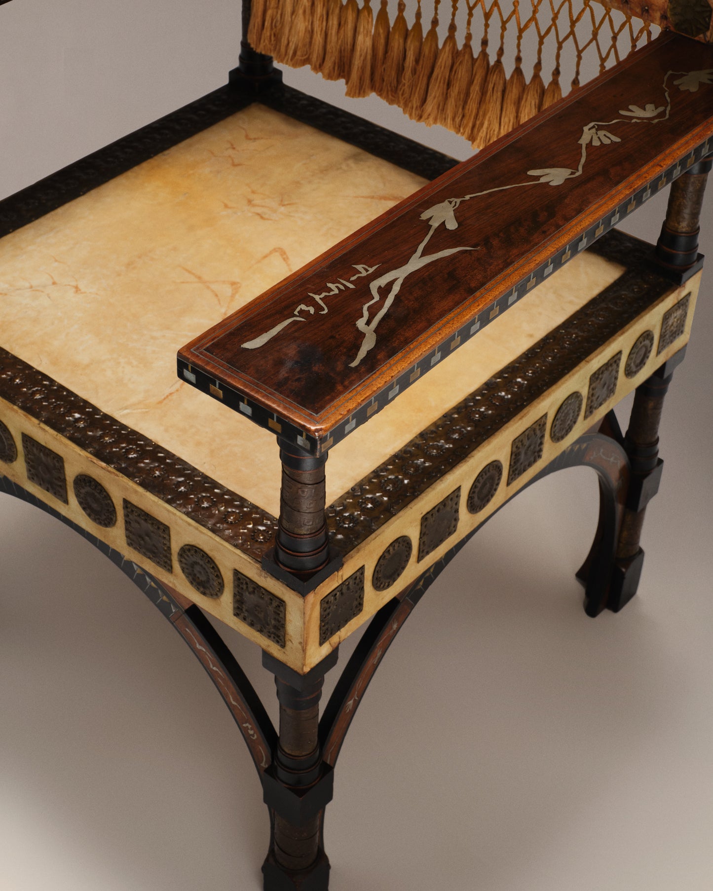 VINTAGE CARLO BUGATTI - Fauteuil trône